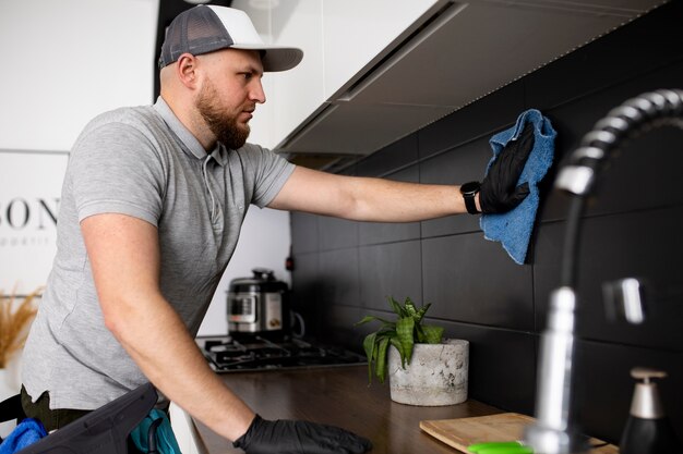 Kitchen Cleaning Prices in Manchester