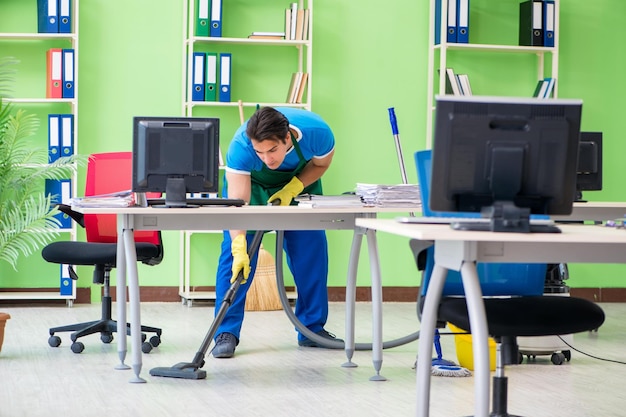 School Cleaning Service